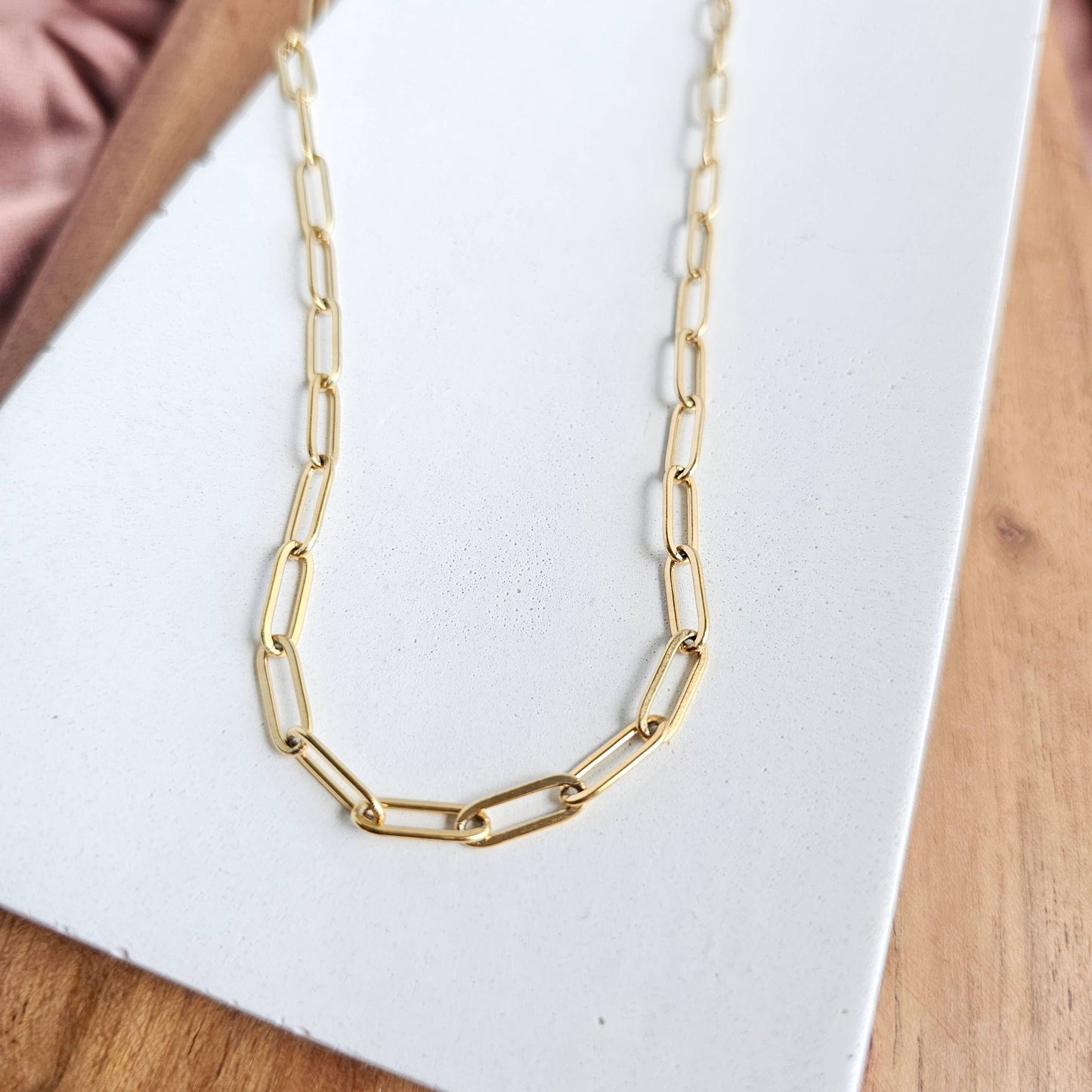 Luxe Gold Paper Clip Chain - 16"