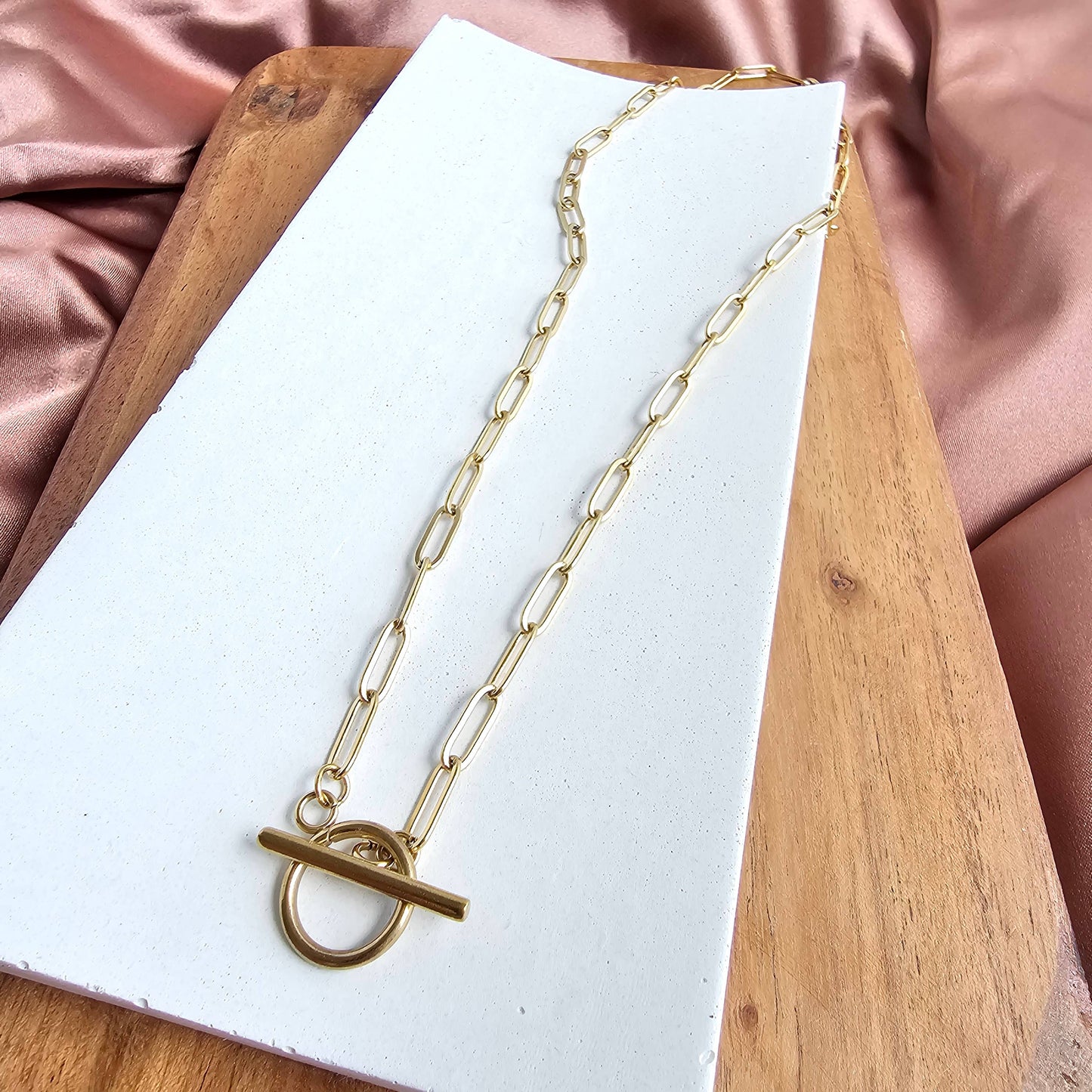 Luxe Gold Paper Clip Chain - 16"